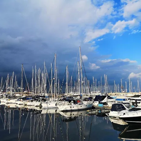All Seasons Sea View