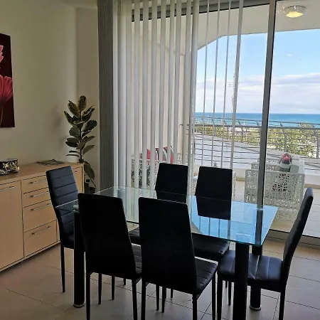 شقة All Seasons Sea View