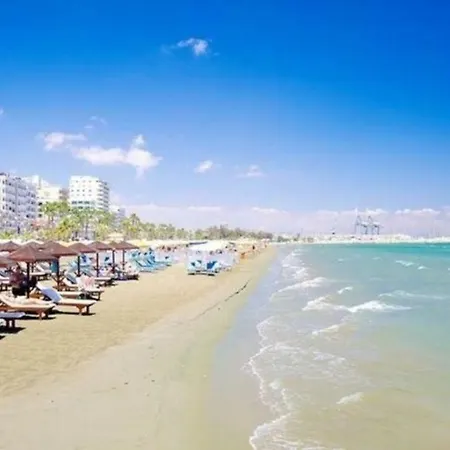 All Seasons Sea View * لارنكا