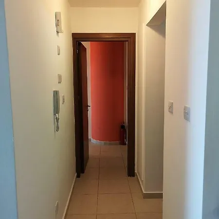 All Seasons Sea View Apartment *