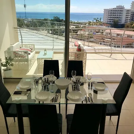 All Seasons Sea View Apartment